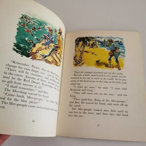 On the Way to Black Cliff by Sheila McCullagh Student Reader Book 1970s Pirates - Picture 7 of 8
